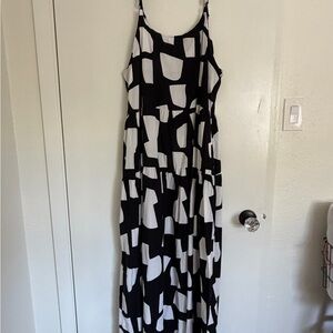 Amazon Black and White Abstract Maxi Dress